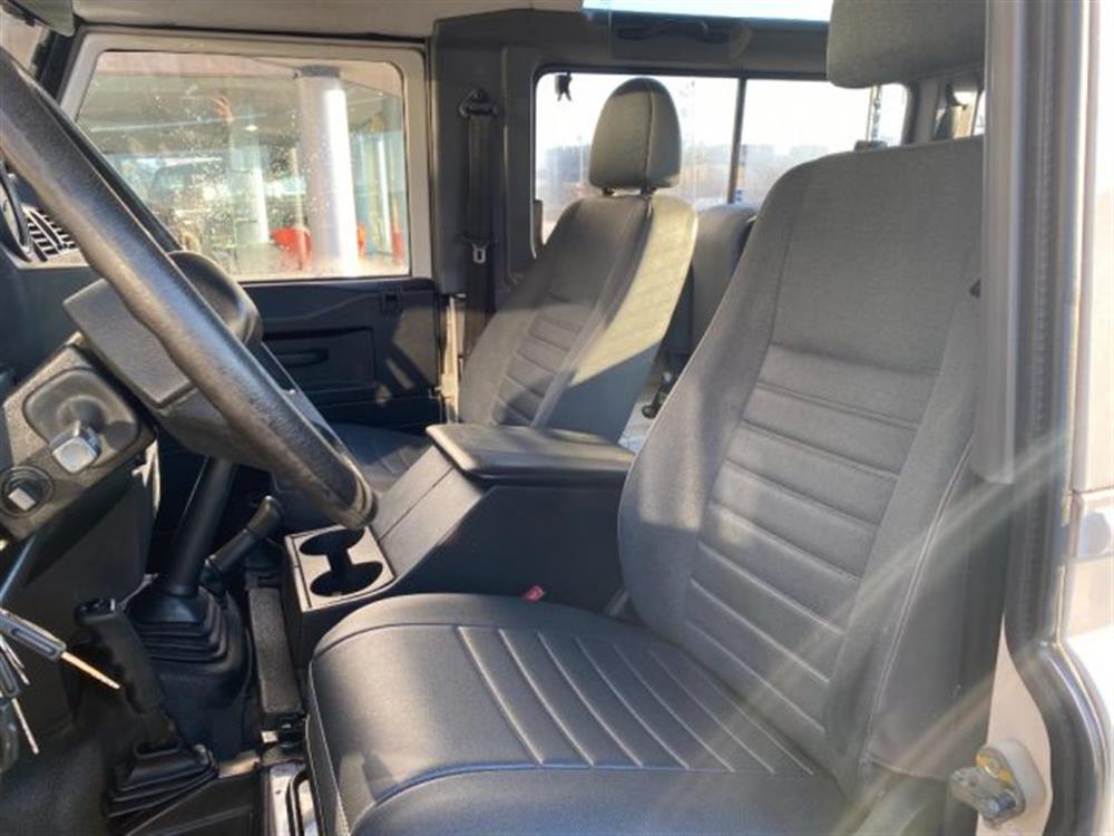 Defender Defender 90 2.4 TD4 Station W