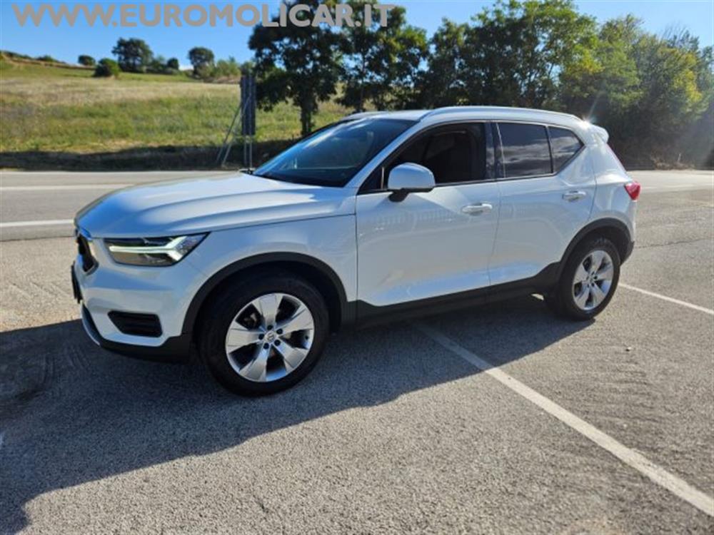 XC40 XC40 2.0 D3 Momentum 150c