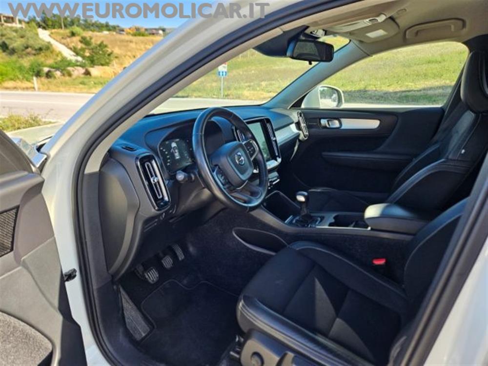 XC40 XC40 2.0 D3 Momentum 150c