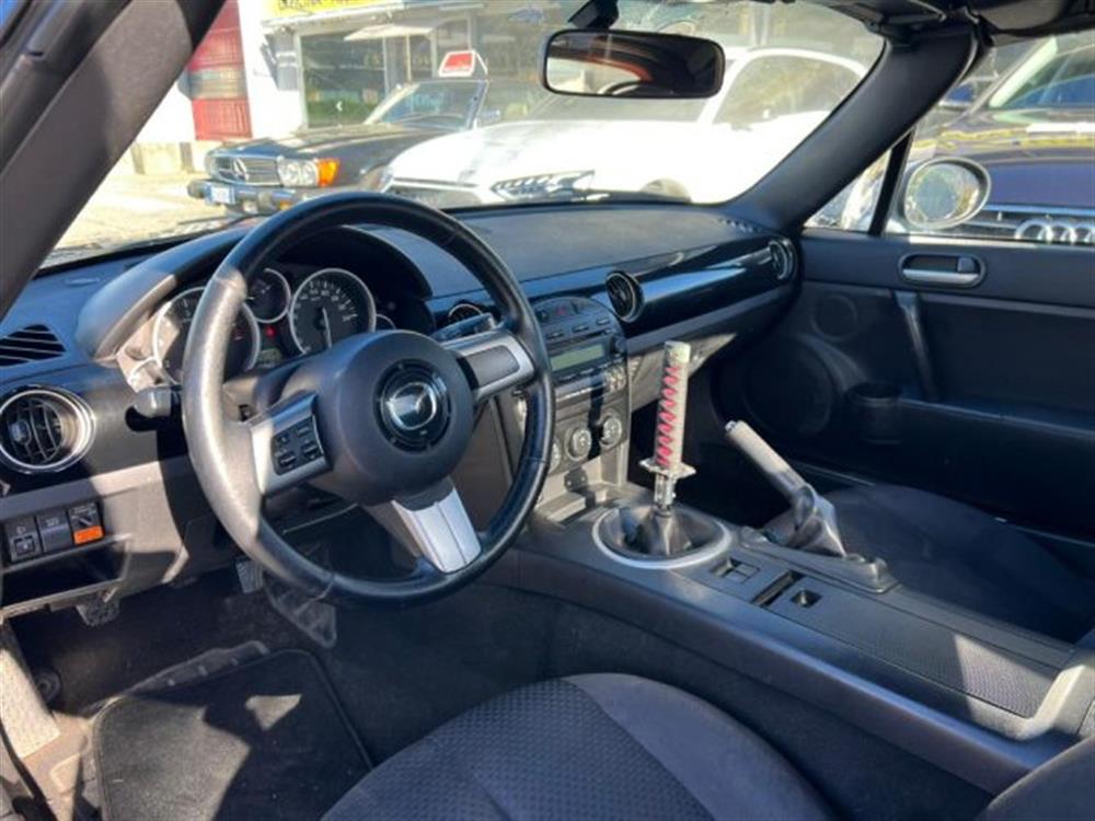 MX-5 MX-5 Roadster 1.8L Fire