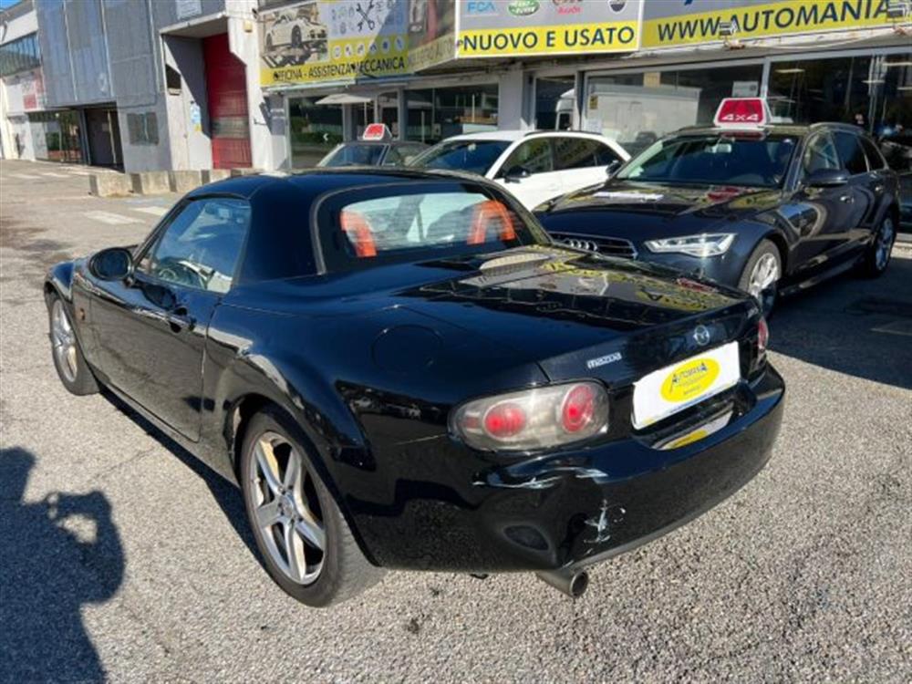 MX-5 MX-5 Roadster 1.8L Fire