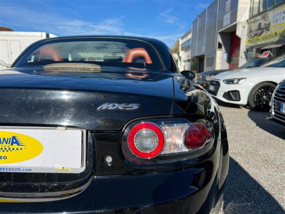 MX-5 MX-5 Roadster 1.8L Fire