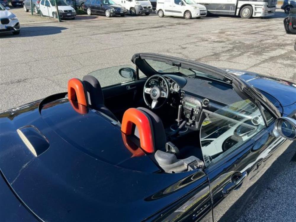 MX-5 MX-5 Roadster 1.8L Fire