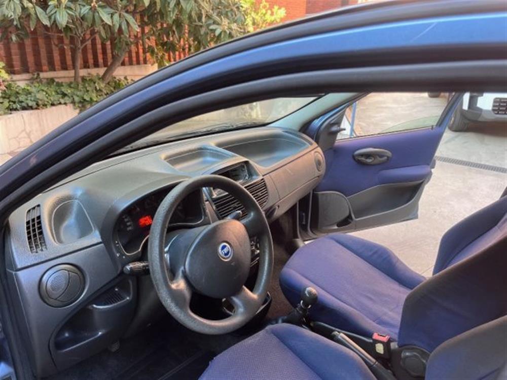 Punto Punto 1.2i 5 porte servost