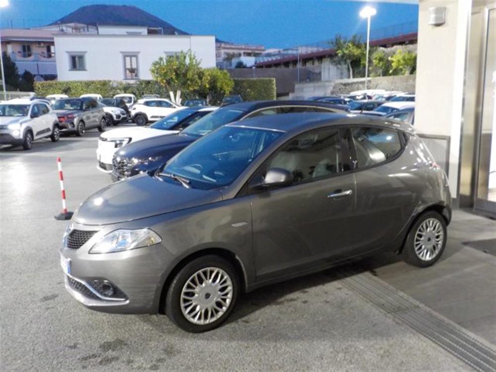 Ypsilon Ypsilon 1.3 MJT 95CV S&S Sil