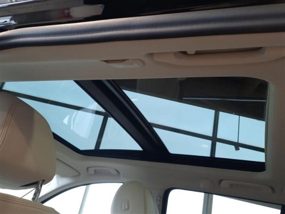 530 530 e xDrive Touring Bus