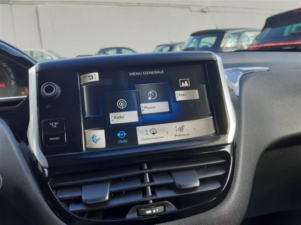 208 208 1° serie 1.2 VTi 82