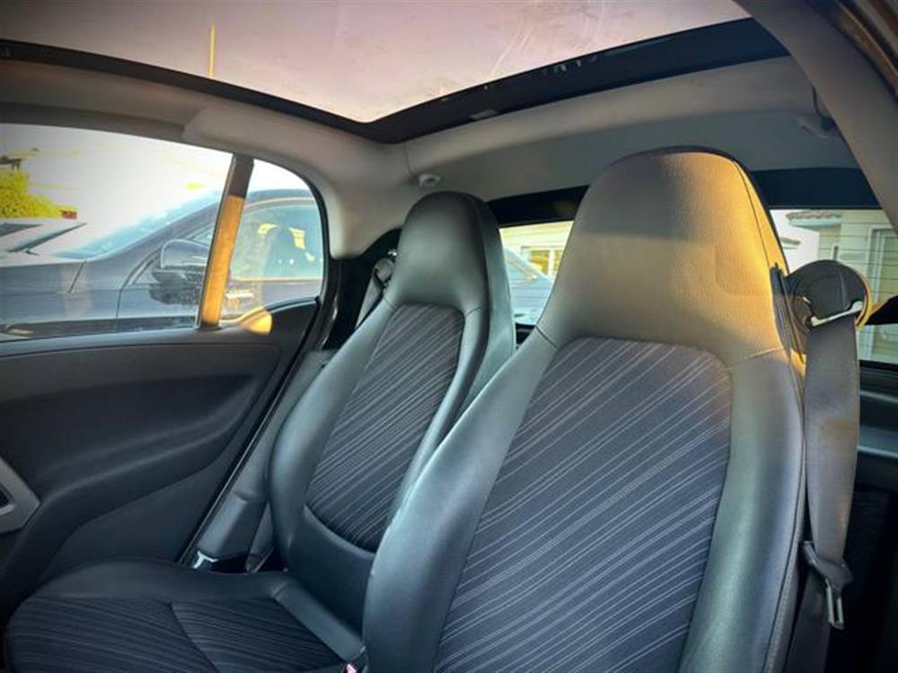 ForTwo ForTwo 1000 52 kW MHD coupé