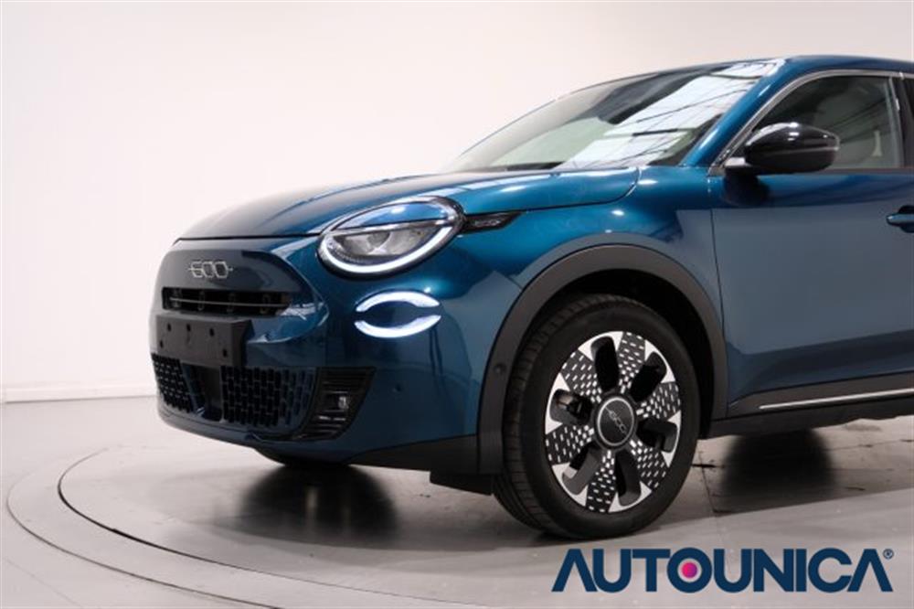 600 600 HYBRID 100 CV DCT MH