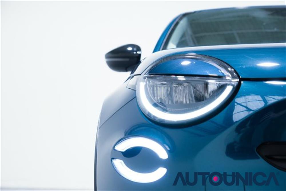 600 600 HYBRID 100 CV DCT MH