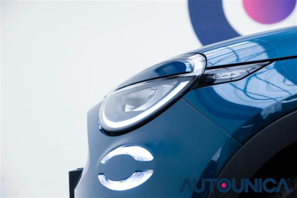 600 600 HYBRID 100 CV DCT MH