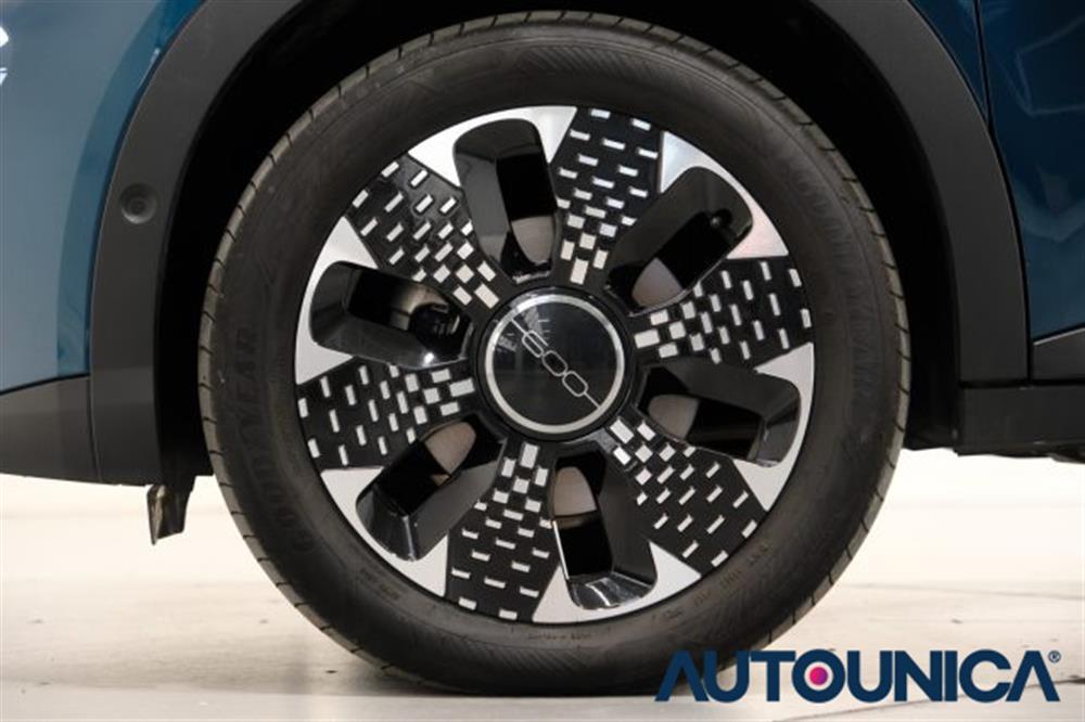 600 600 HYBRID 100 CV DCT MH