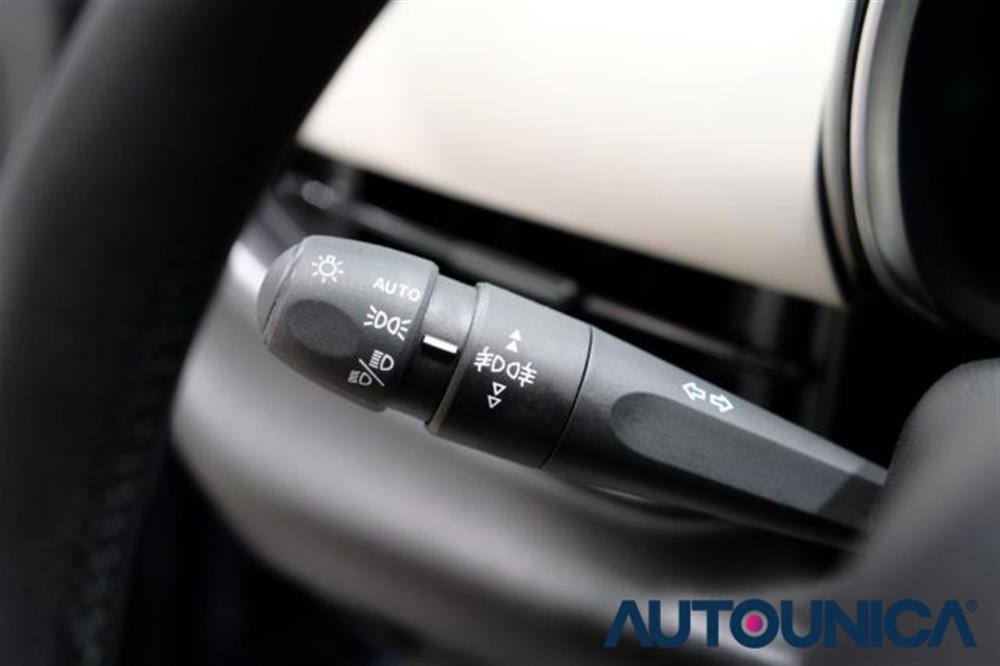 600 600 HYBRID 100 CV DCT MH