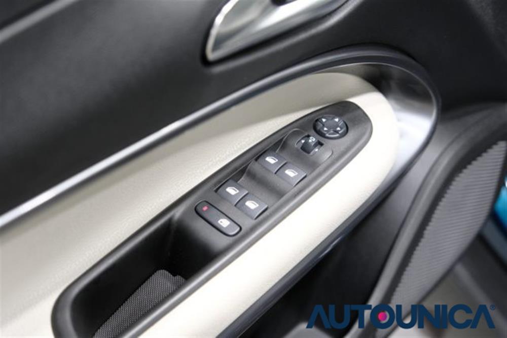 600 600 HYBRID 100 CV DCT MH