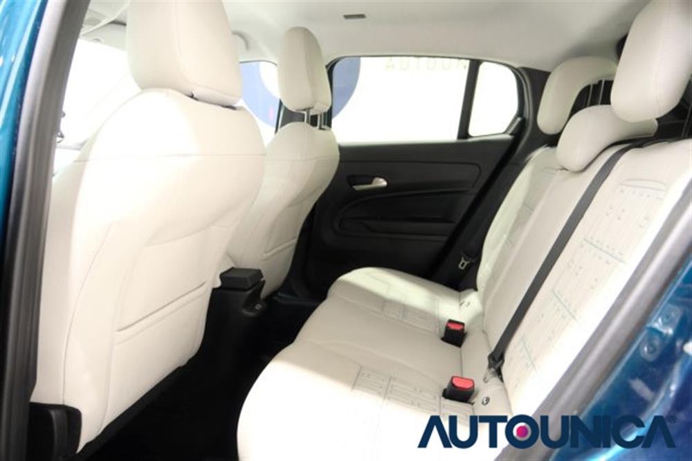 600 600 HYBRID 100 CV DCT MH