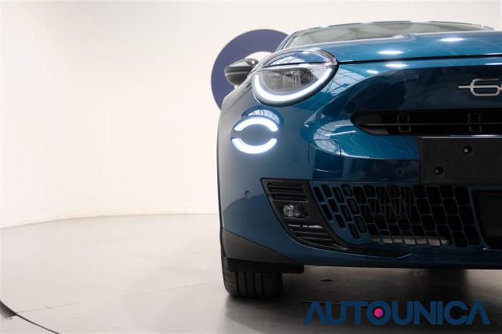 600 600 HYBRID 100 CV DCT MH