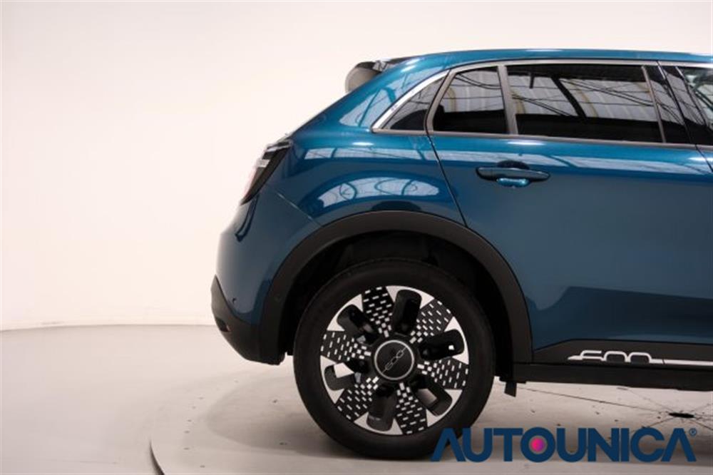 600 600 HYBRID 100 CV DCT MH