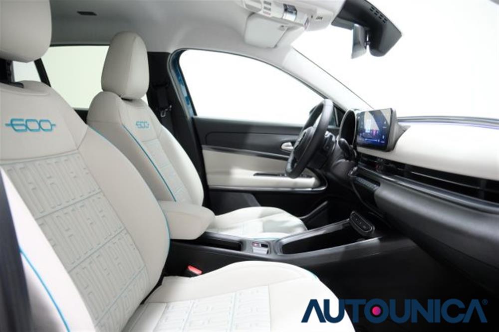 600 600 HYBRID 100 CV DCT MH