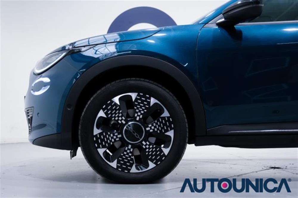 600 600 HYBRID 100 CV DCT MH