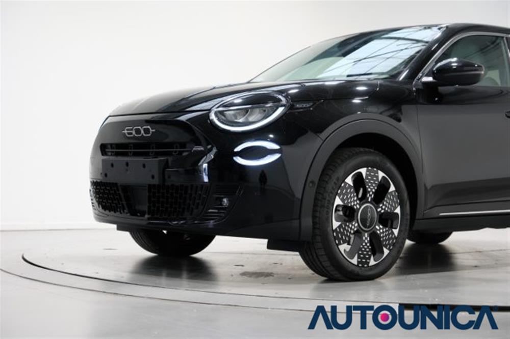 600 600 HYBRID 100 CV DCT MH