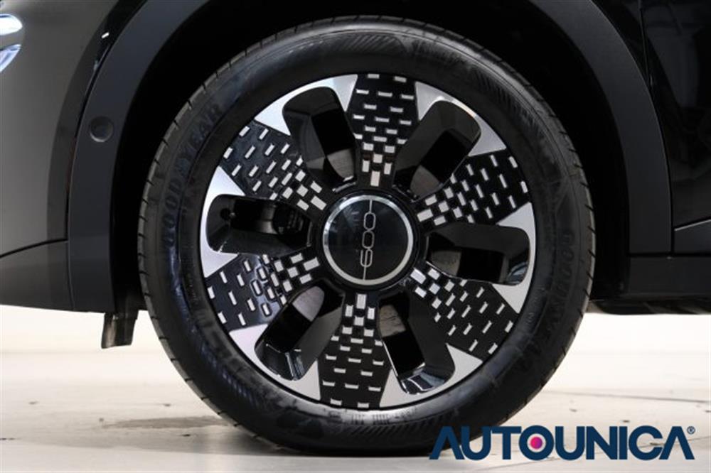 600 600 HYBRID 100 CV DCT MH