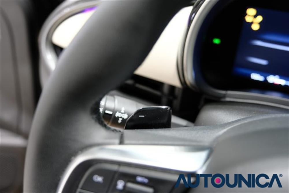 600 600 HYBRID 100 CV DCT MH