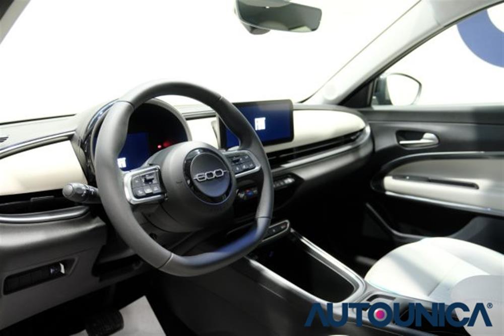 600 600 HYBRID 100 CV DCT MH