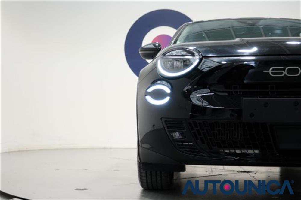 600 600 HYBRID 100 CV DCT MH