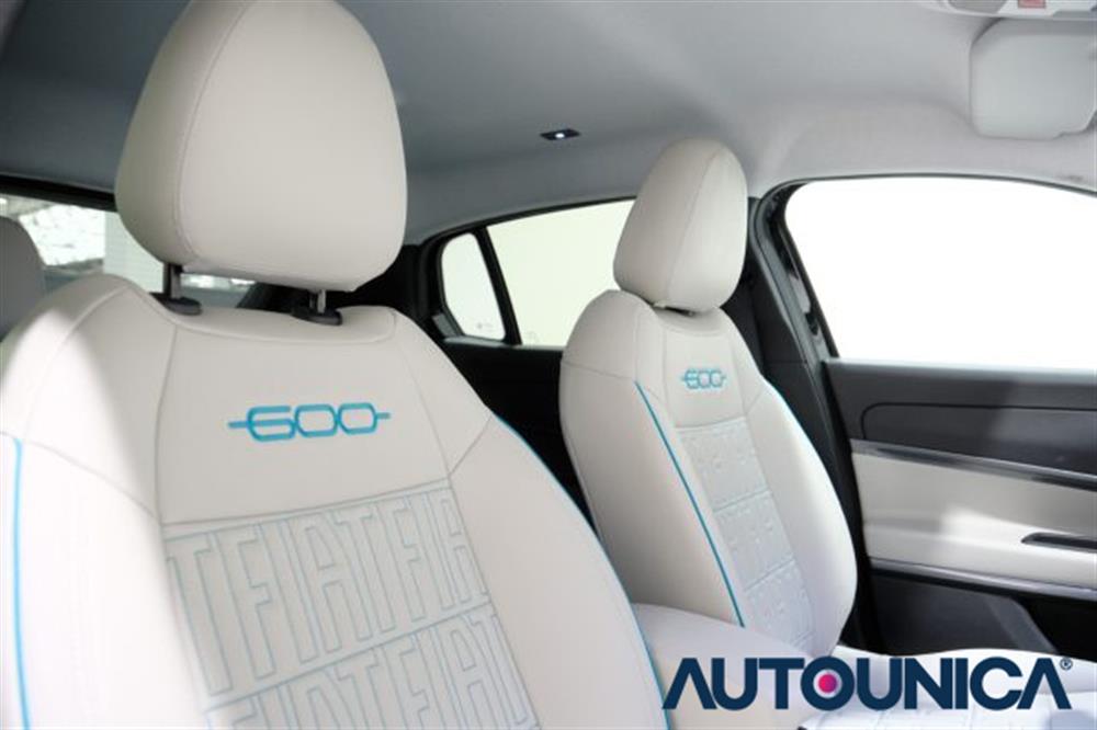 600 600 HYBRID 100 CV DCT MH