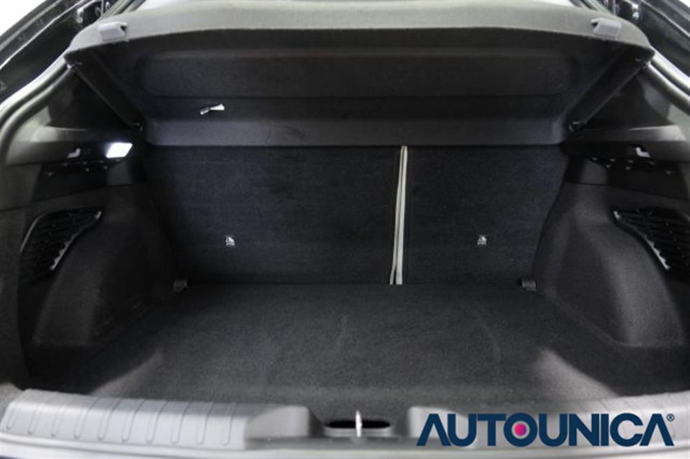 600 600 HYBRID 100 CV DCT MH