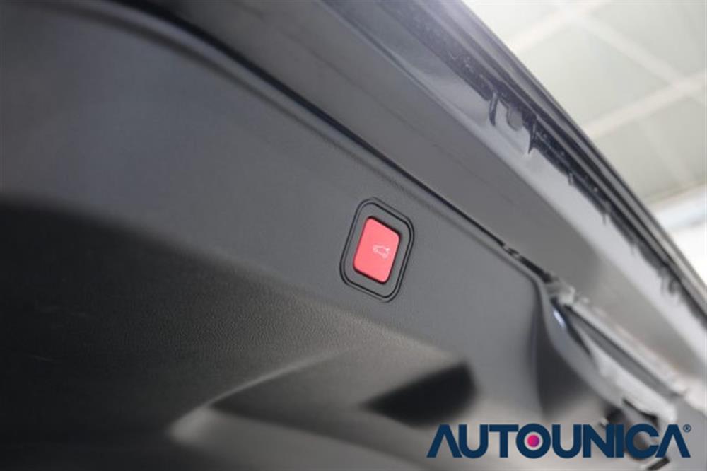 600 600 HYBRID 100 CV DCT MH