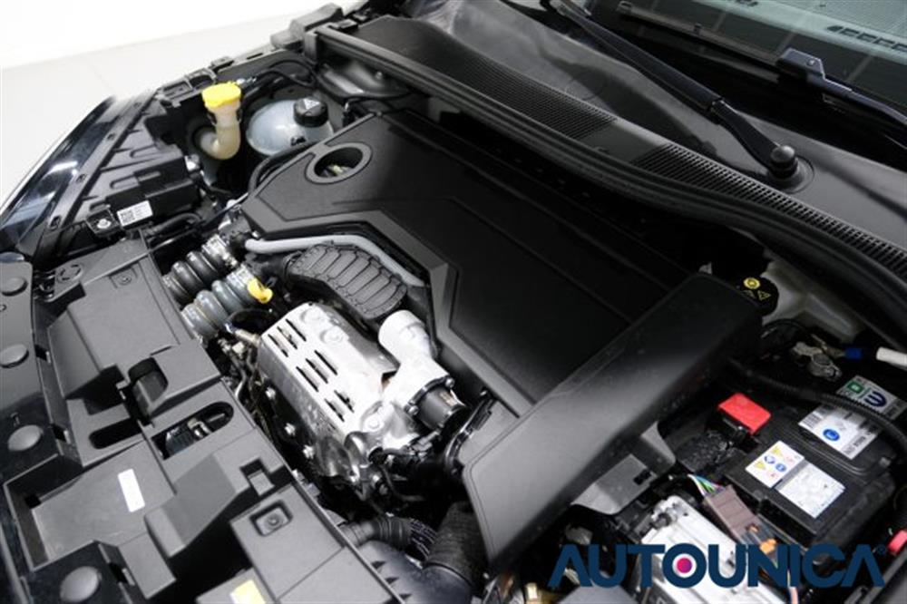 600 600 HYBRID 100 CV DCT MH