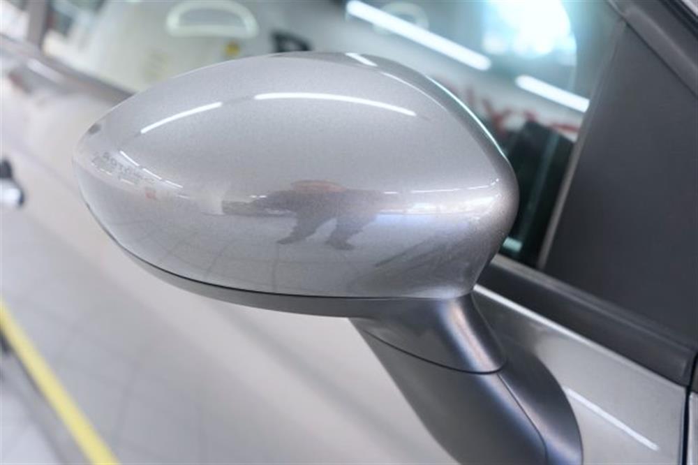 595 595 1.4 Turbo T-Jet 140