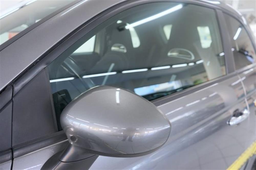 595 595 1.4 Turbo T-Jet 140