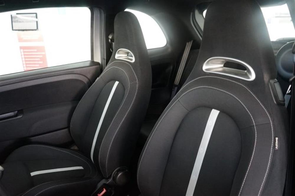 595 595 1.4 Turbo T-Jet 140