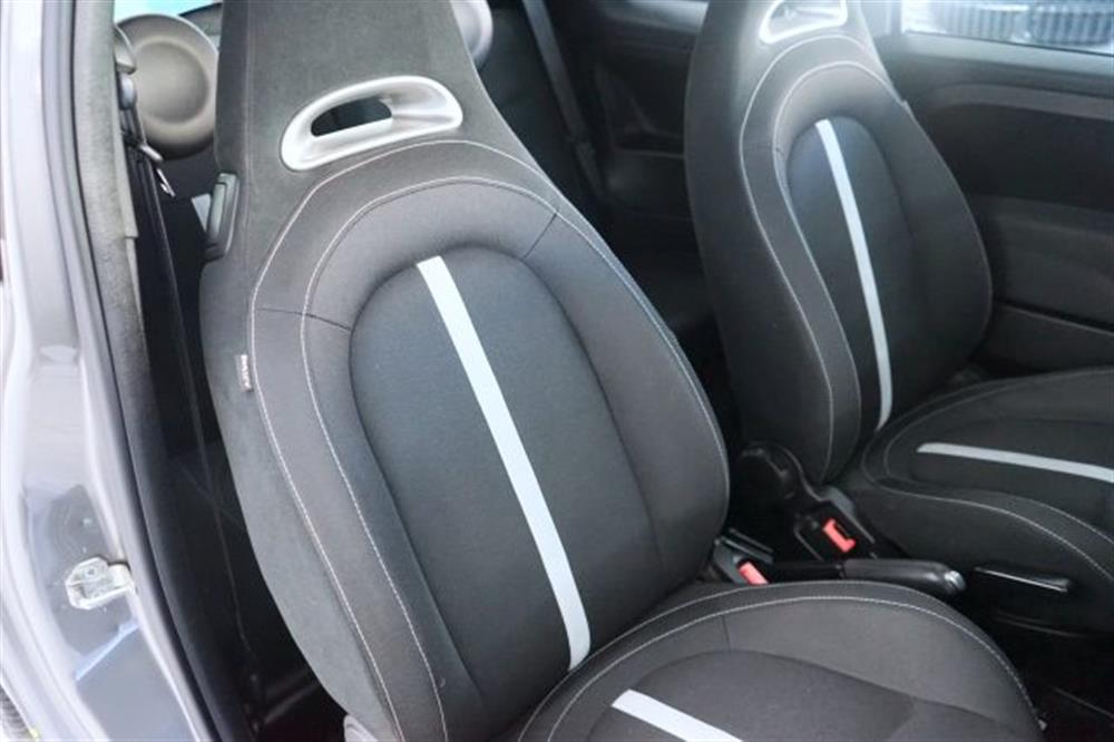 595 595 1.4 Turbo T-Jet 140