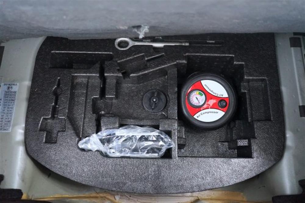 595 595 1.4 Turbo T-Jet 140