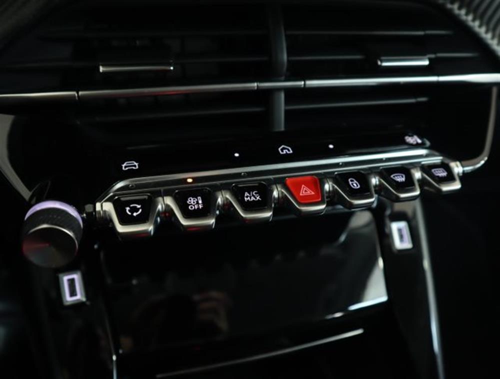 208 208 Allure PureTech 100C