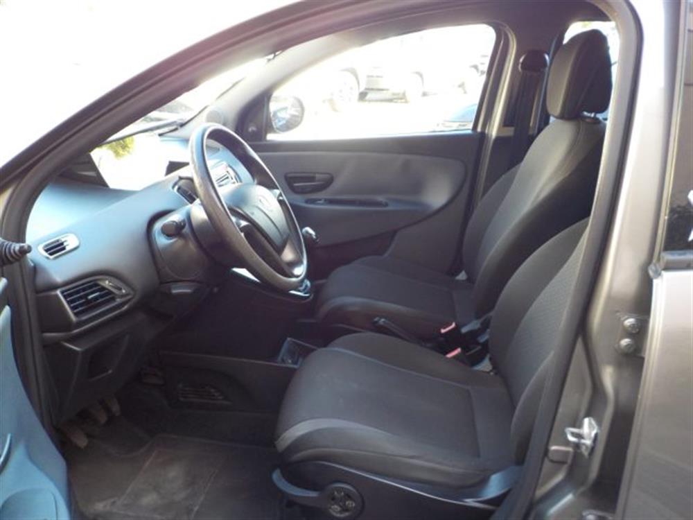 Ypsilon Ypsilon 1.3 MJT 95CV S&S Sil