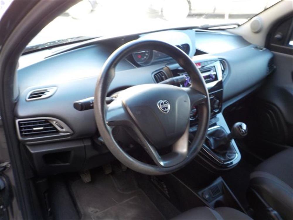 Ypsilon Ypsilon 1.3 MJT 95CV S&S Sil