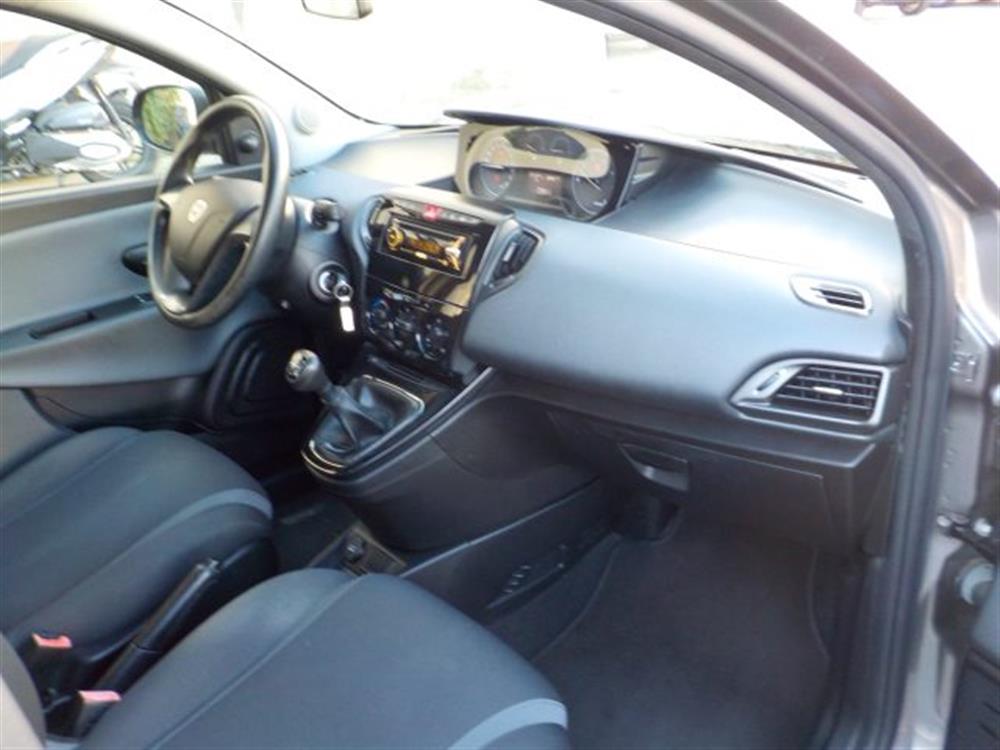 Ypsilon Ypsilon 1.3 MJT 95CV S&S Sil