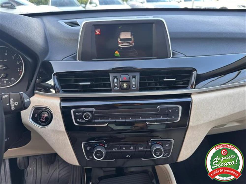 X1 X1 sDrive18i xLine Navi