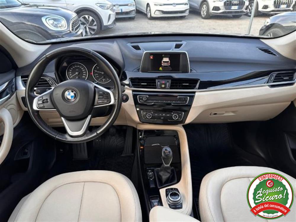 X1 X1 sDrive18i xLine Navi