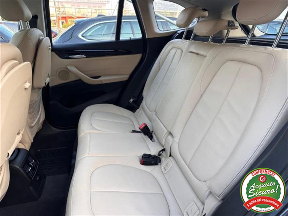 X1 X1 sDrive18i xLine Navi