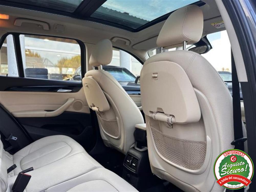 X1 X1 sDrive18i xLine Navi