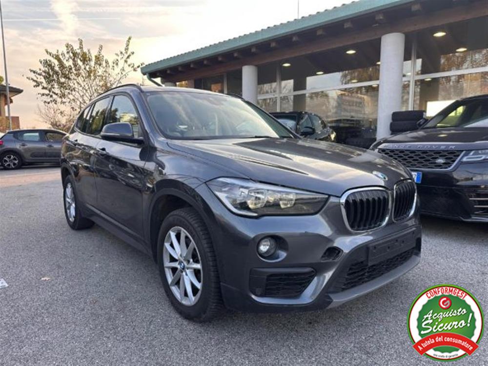 X1 X1 sDrive18i xLine Navi