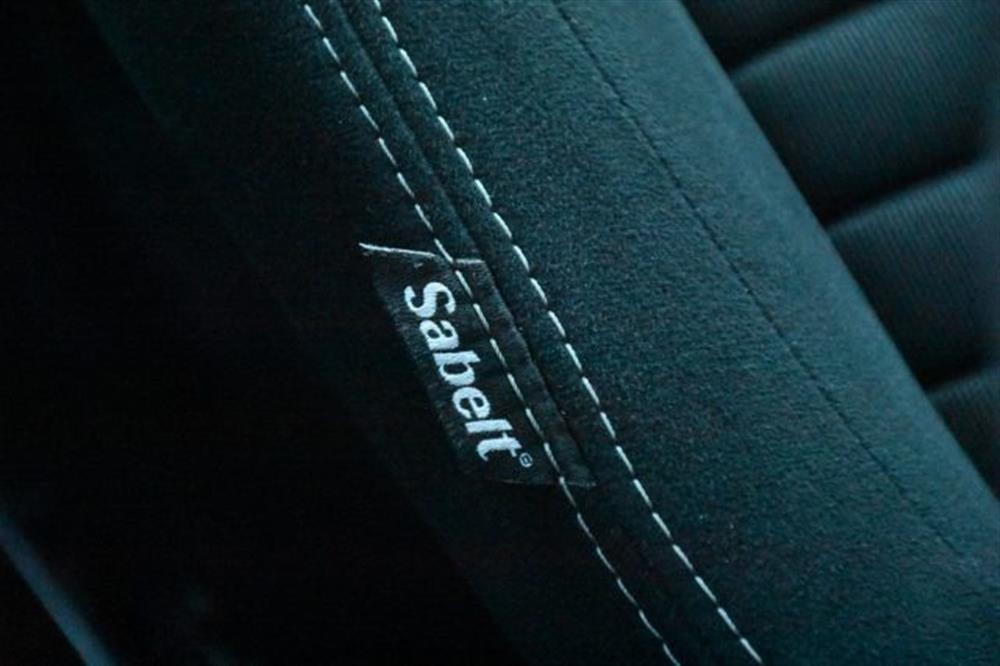 595 595 1.4 Turbo T-Jet 180