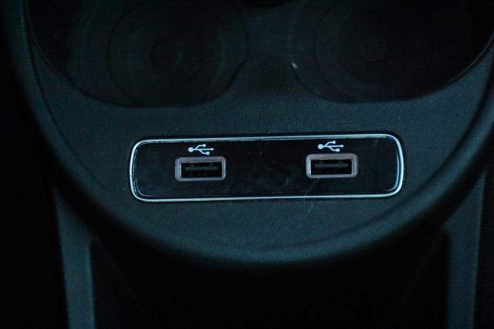 595 595 1.4 Turbo T-Jet 180