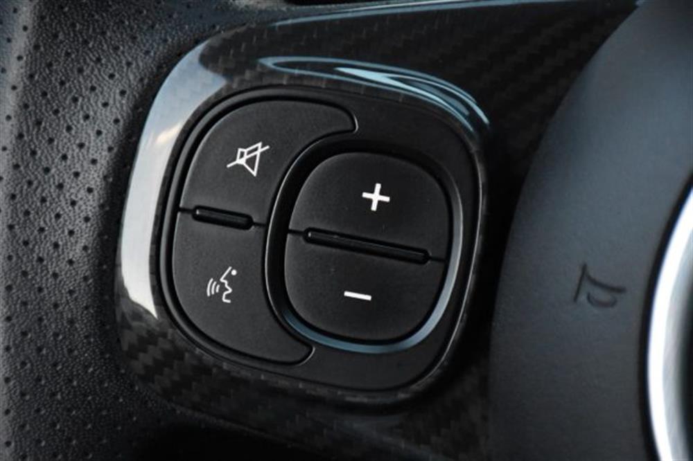 595 595 1.4 Turbo T-Jet 180