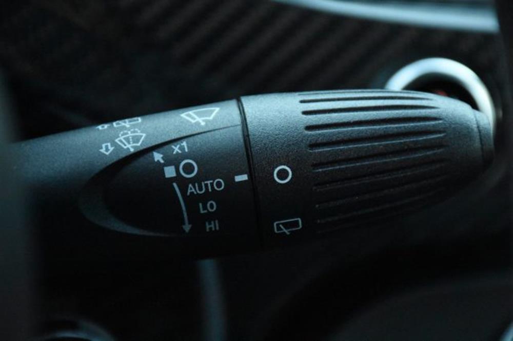 595 595 1.4 Turbo T-Jet 180